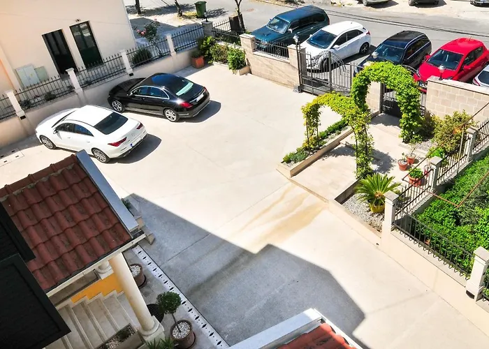 Pontus Luxury Apartments