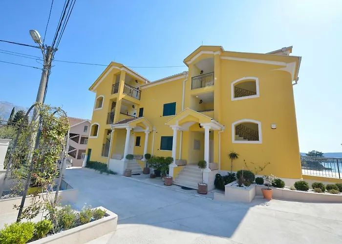 Pontus Luxury Apartments