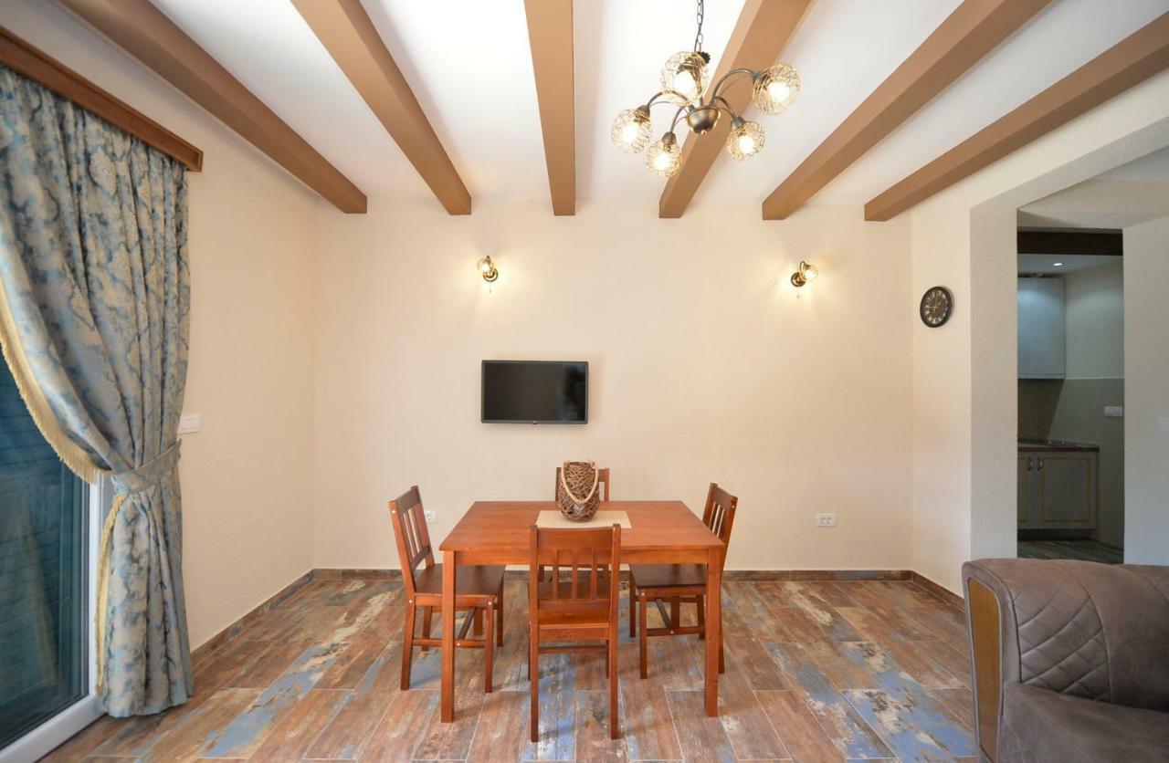 Pontus Luxury * Tivat